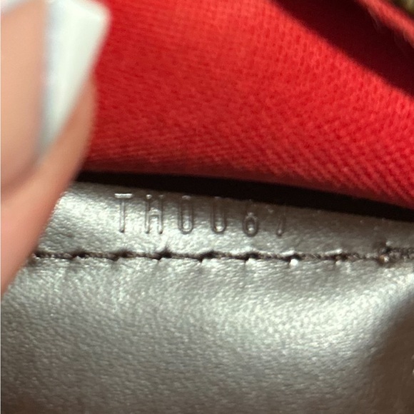 Host Appreciation 🐞 Louis Vuitton Chelsea shoulder bag - Picture 15 of 15
